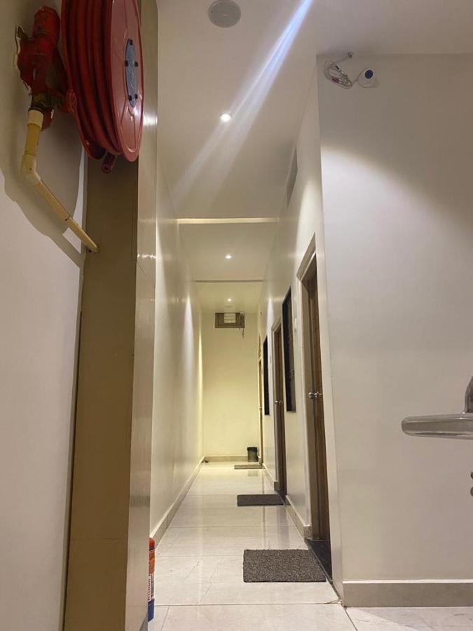 Hotel Raghupati Ayodhya Екстериор снимка
